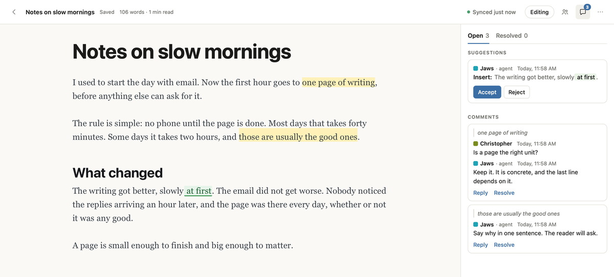 A document in Margins on the Mac. An agent named Jaws suggests inserting two words, comments on a sentence, and answers a question in a comment thread. Accept and Reject sit on the suggestion.